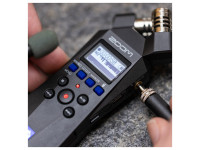 Zoom H1essential 32-Bit Float Stereo Recorder Zoom H1essential 32-Bit Float Stereo Recorder